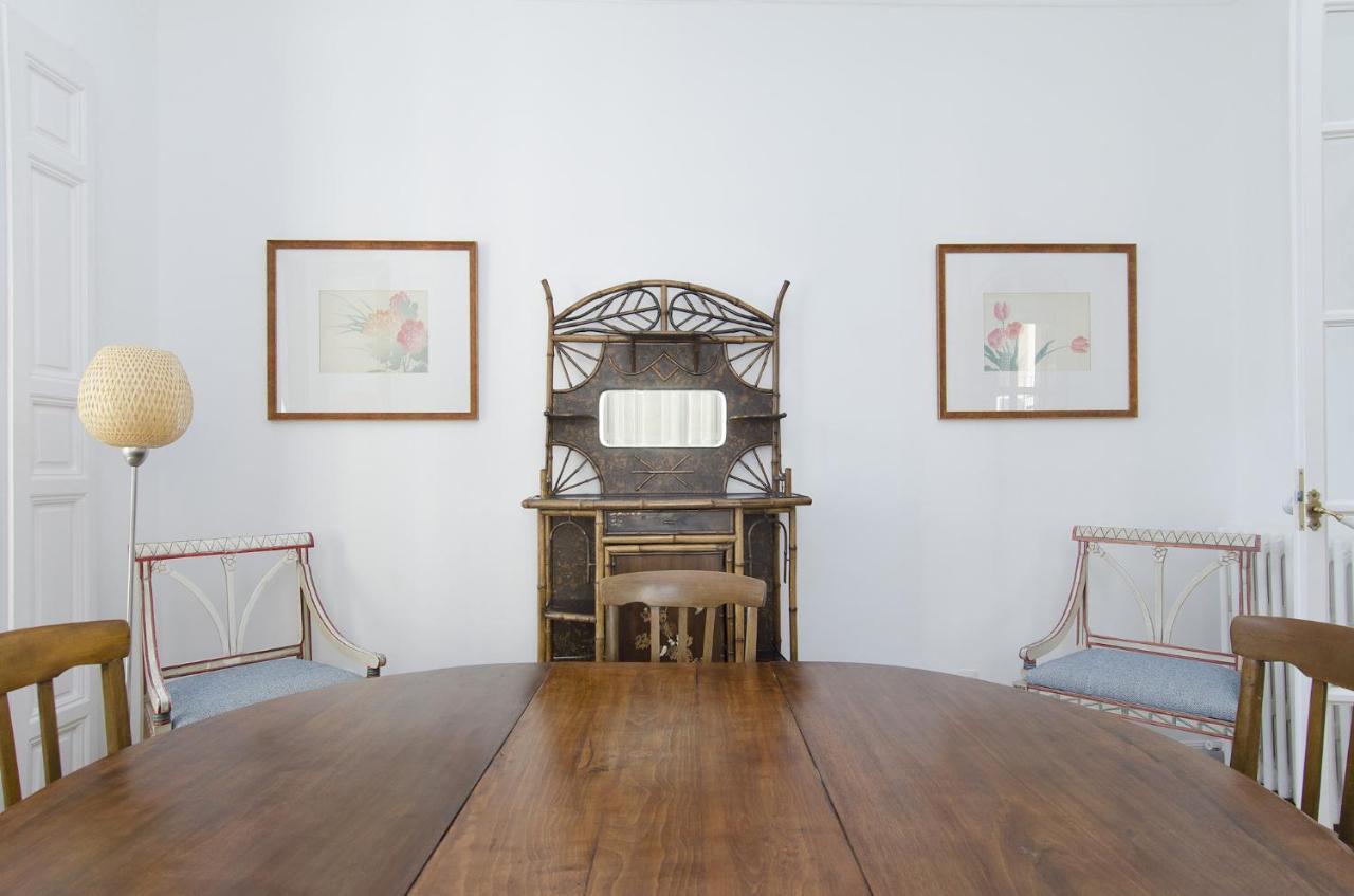 Apartamento Paseo Del Prado II En Madrid Bagian luar foto